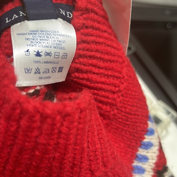 Lands End kids sweaters and matching dog sweater - Picture 11 of 11